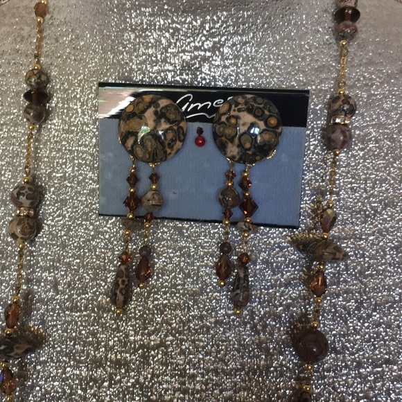 LONG NECKLACE WITH MATCHING EARRINGS - Picture 2 of 3